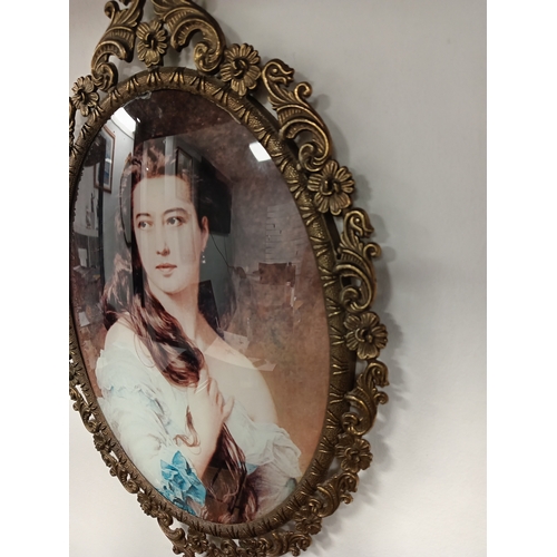 507 - Elegant lady print portrait in an ornate Italian frame H 32cm x W 22cm