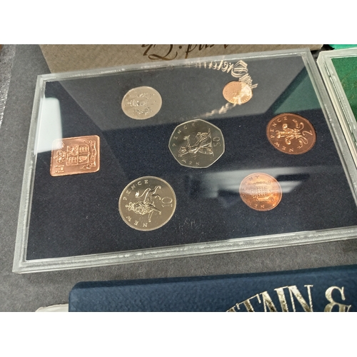 632 - Job lot of coinage of Great Britain and Northern Ireland coin sets dating from 1960's to 1970's