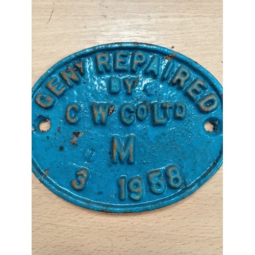 575 - Railwayana cast iron wagon plate Geny Repaired by C W Co Ltd M 3 1958