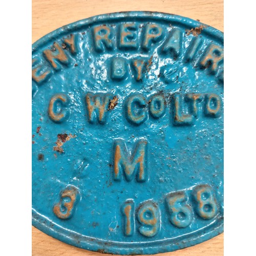 575 - Railwayana cast iron wagon plate Geny Repaired by C W Co Ltd M 3 1958