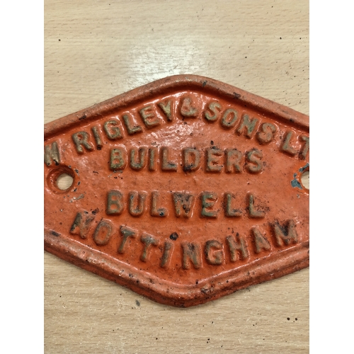 580 - Railwayana cast iron wagon plate W Rigley & sons Ltd Builders Bulwell Nottingham