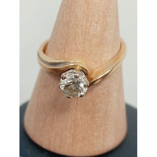 766 - 18ct gold 0.5ct diamond ring size M weight 3.74 grams