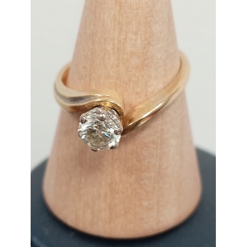 766 - 18ct gold 0.5ct diamond ring size M weight 3.74 grams