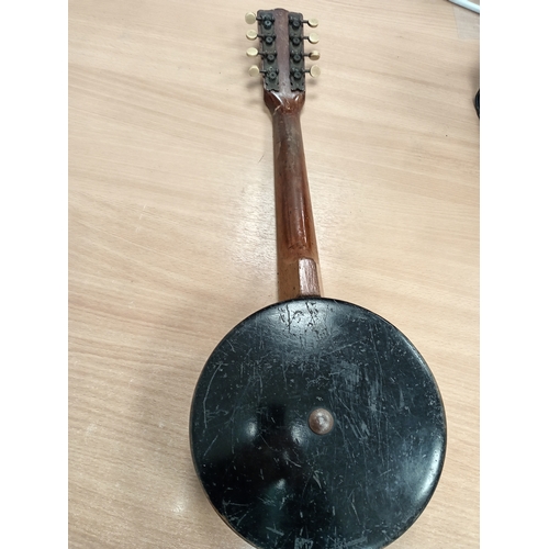 584 - Cuckoo Mandolin 1900's banjo