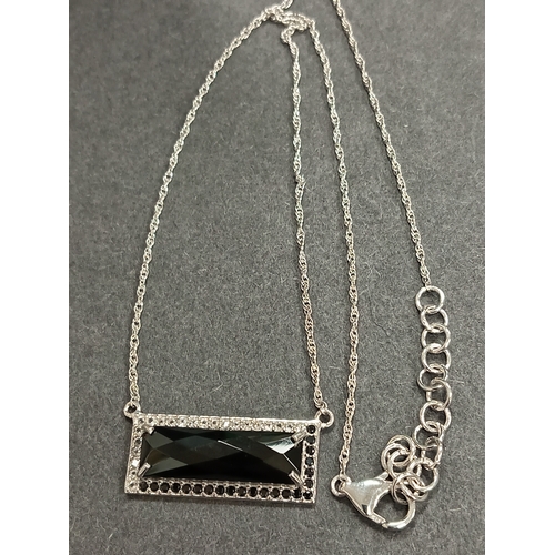 710 - 925 silver Black stone pendant necklace L 36cm