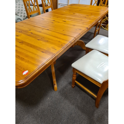 406 - Antique Pine Extendable Dining Table & 6 upholstered chairs. Table H77cm x L150cm extending to 230cm... 