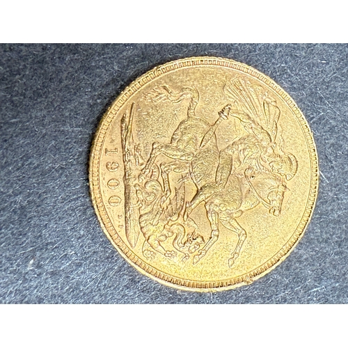 645 - 1900 Victoria Full Gold Sovereign