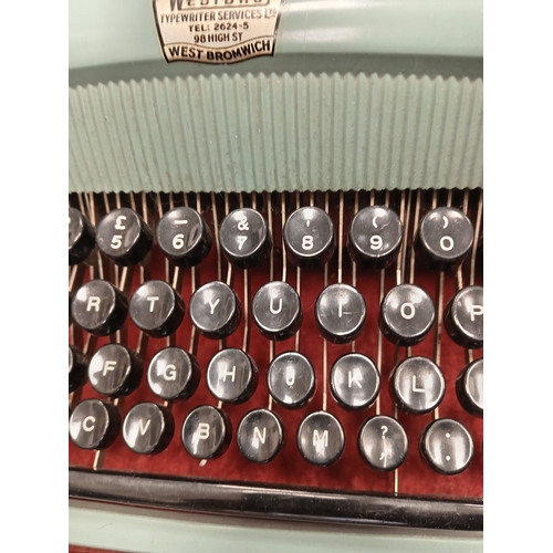 461 - Vintage Olivetti studio 44 westbro collectors typewriter in red case