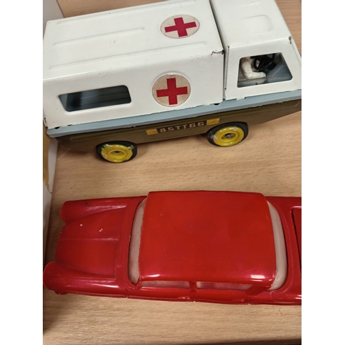 475 - Job lot of vintage toy die cast cars and trucks to include Triang toy ambulance, shell vehicles and ... 