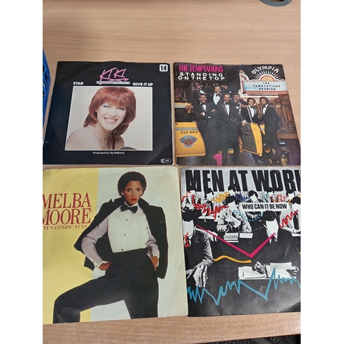 485 - Job lot of vintage 7 inch singles includes Melba Moore, men at work, The Temptations, Kiki Dee and m... 