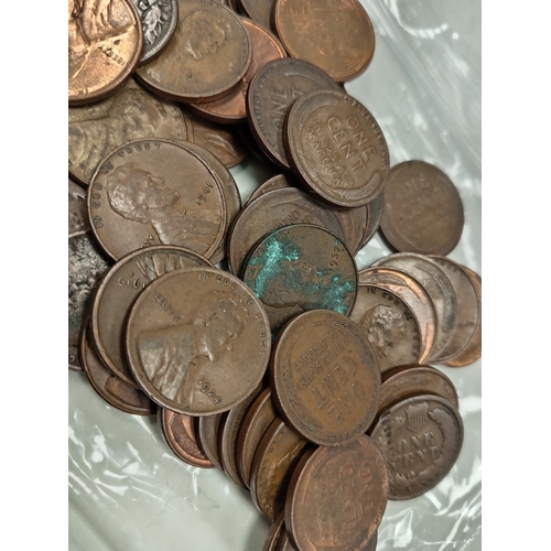 653 - Fifty-two Indian head and wheat one cent coins