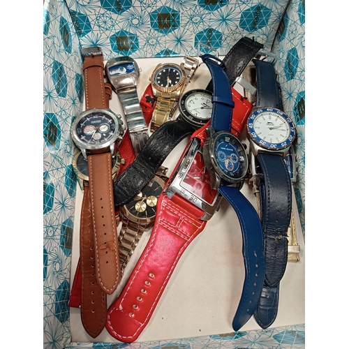 656 - Job lot of vintage men's watches includes Daniel Hetcher, Slazenger etc