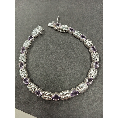 662 - 925 silver and lilac colour stone bracelet L 20cm