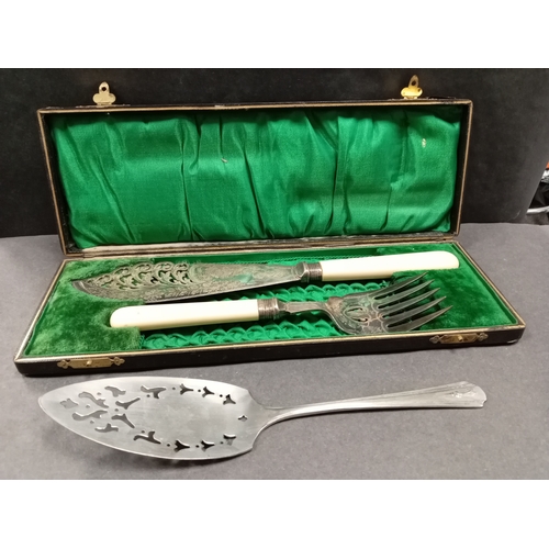 715 - Silver plated desert serving set in green material lined case and a Dorchester plated Coronation 193... 