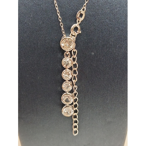 737 - 925 silver clear stone dangle pendant on 925 silver chain L 32cm