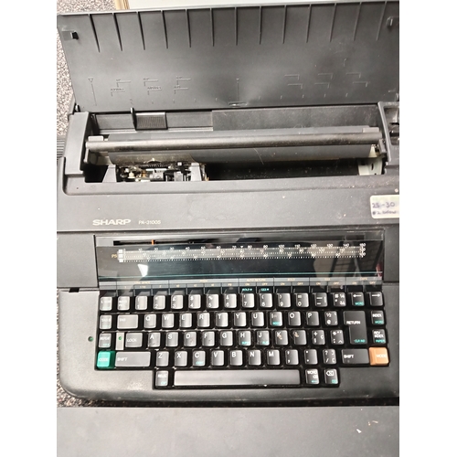 420 - Sharp PA 3100s Typewriter Portable Electronic Intelliwriter