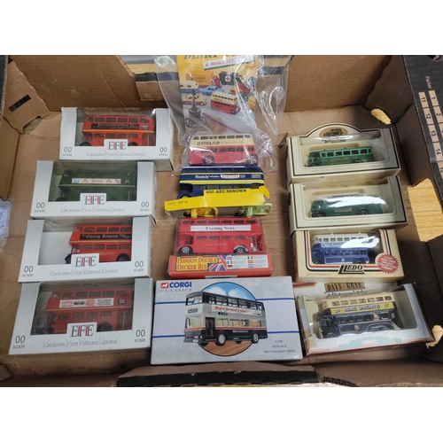 467 - A job lot of EFE 00 Scale, Lledo, Corgi, Dinky and days gone mostly boxed Buses.