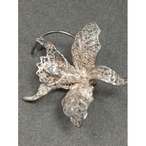 692 - 925 silver filigree orchid flower brooch