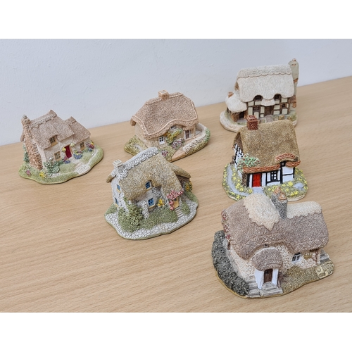 400 - Lilliput Lane British Miniature Models Collection, 6 loose items to include Clover Cottage; The Farr... 