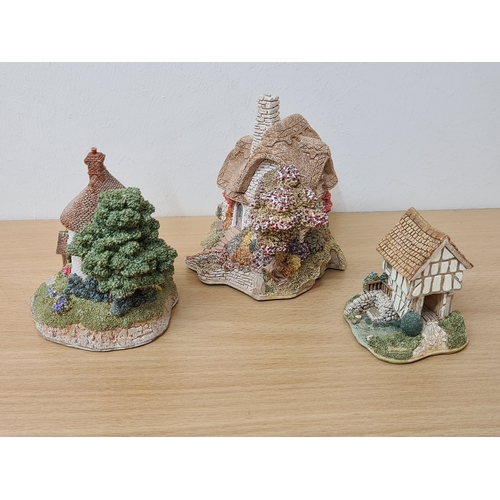 405 - Lilliput Lane British Miniature Models Collection, 6 loose items to include: Hampton Moat; Tea Caddy... 