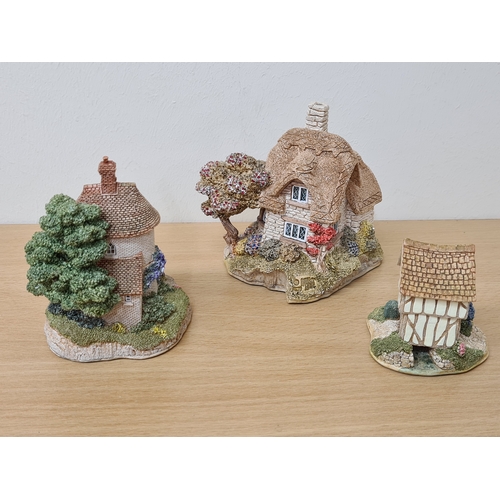 405 - Lilliput Lane British Miniature Models Collection, 6 loose items to include: Hampton Moat; Tea Caddy... 