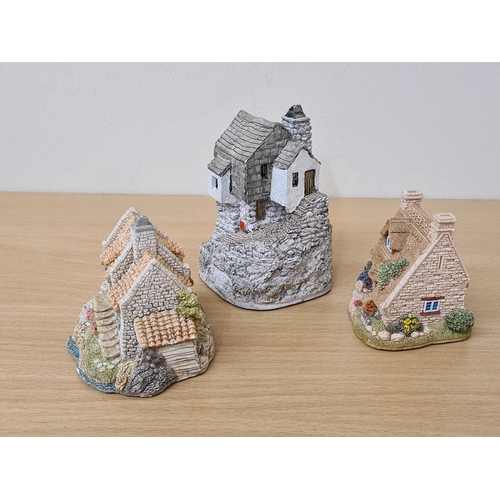 405 - Lilliput Lane British Miniature Models Collection, 6 loose items to include: Hampton Moat; Tea Caddy... 