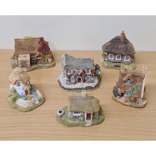 406 - Lilliput Lane British Miniature Models Collection, 6 loose items to include: Little Smithy; Pipit To... 