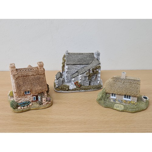 406 - Lilliput Lane British Miniature Models Collection, 6 loose items to include: Little Smithy; Pipit To... 