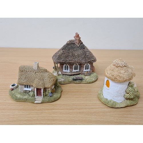 407 - Lilliput Lane British Miniature Models Collection, 6 loose items to include: The Spinney; Petticoat ... 