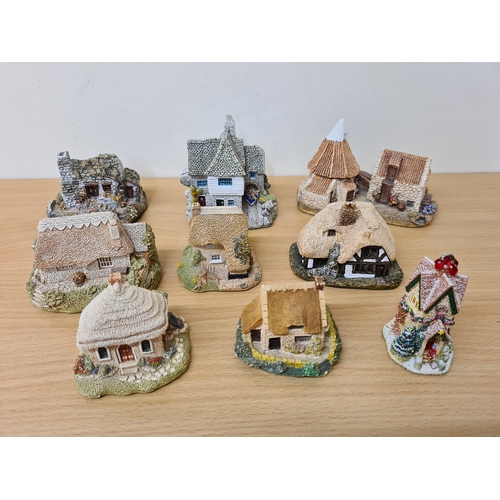 414 - Lilliput Lane British Miniature Models Collection, 9 loose items all slighty damaged or labels lost.... 