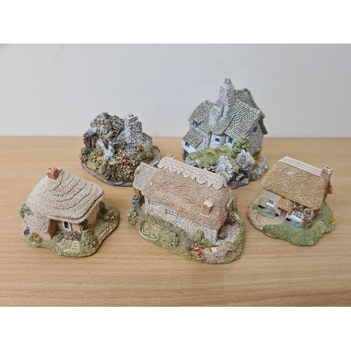 414 - Lilliput Lane British Miniature Models Collection, 9 loose items all slighty damaged or labels lost.... 