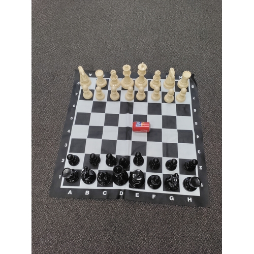 417 - Complete VERY large plastic chess set. Small tear on D,1.  Board H 90cm x W 90cm