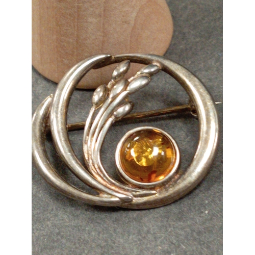 664 - 925 silver Amber swirl bud brooch 3cm