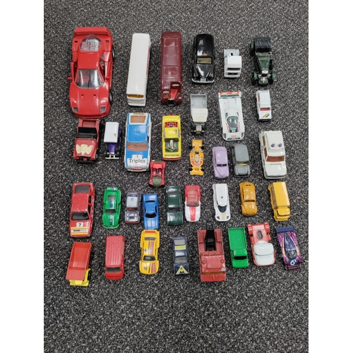 460 - A job lot of Corgi diecast cars