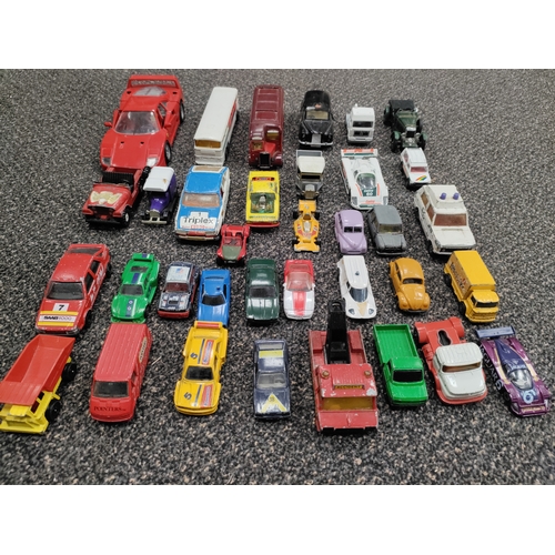 460 - A job lot of Corgi diecast cars