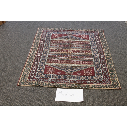 538 - Kashmir hand stitched natural dye medium rug known as silk. APX 179cm x 122cm