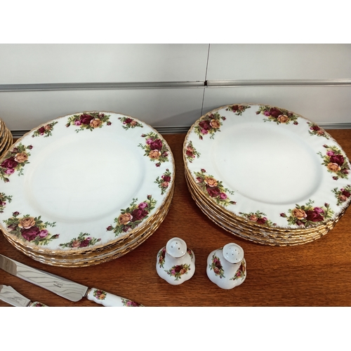 473 - Royal Albert, Old country roses Dinner service includes twelve dinner plates, twelve bowls, twelve s... 