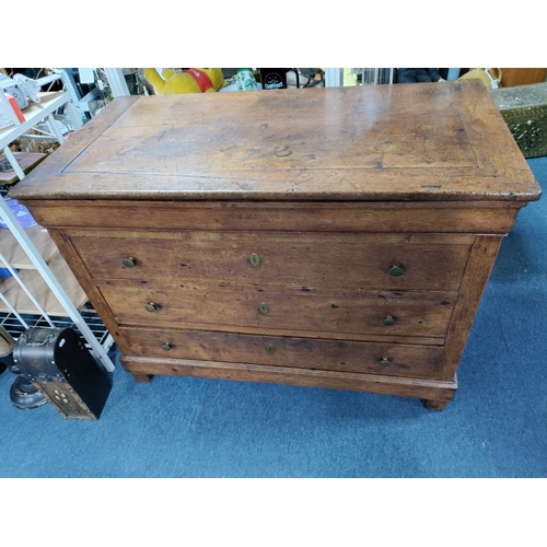 477 - Antique Oak Blanket Box with one draw at the bottom. H 79cm x W 108cm x D 56cm