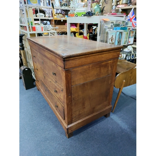 477 - Antique Oak Blanket Box with one draw at the bottom. H 79cm x W 108cm x D 56cm