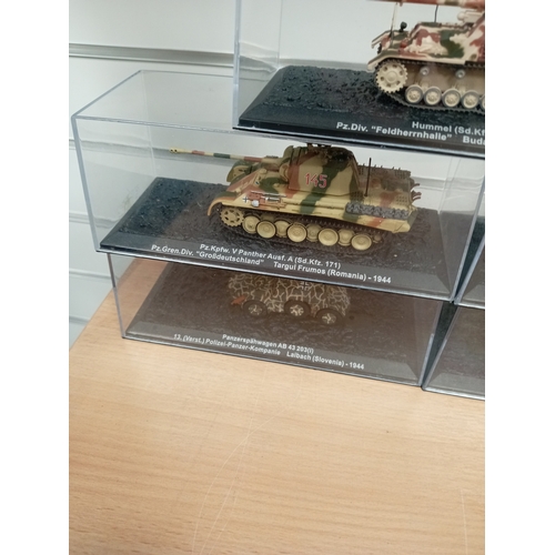 496 - Five combat collection Deagostini model German die cast tanks in display cases 7cm x 17cm incudes Hu... 