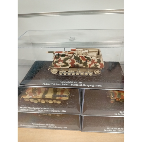 496 - Five combat collection Deagostini model German die cast tanks in display cases 7cm x 17cm incudes Hu... 