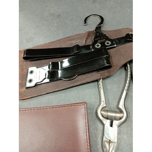 578 - Job lot of vintage men's accessories includes two wallets with travel hangers, nail clippers and fol... 