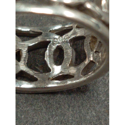 705 - 925 silver celtic band ring size N