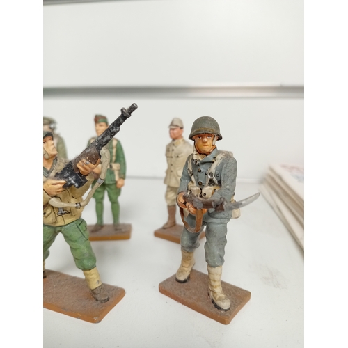 612 - Ten die cast delprado lead soldier figures with magazines includes Rangers technician Normandy, panz... 