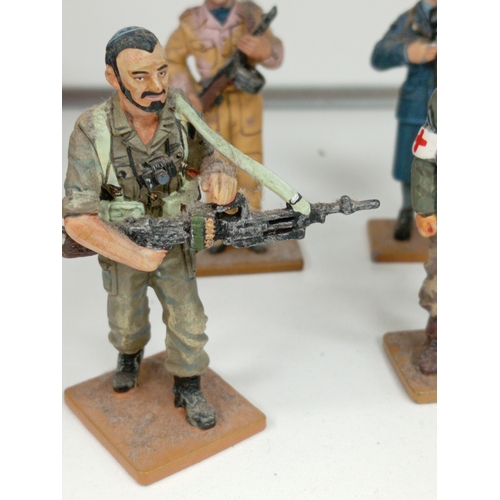 618 - Ten die cast delprado lead soldier figures includes Infantry man Israeli army, Paratrooper sas, Para... 