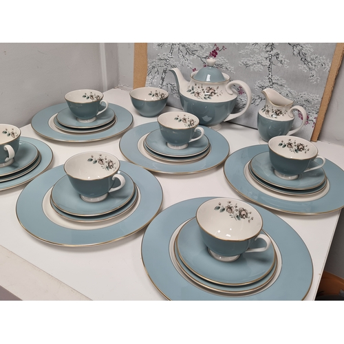 473 - Royal Doulton China 27 Piece Tea Set Rose Elegans T.C 1010. To include: 5 dinner plates; 1 salad pla... 