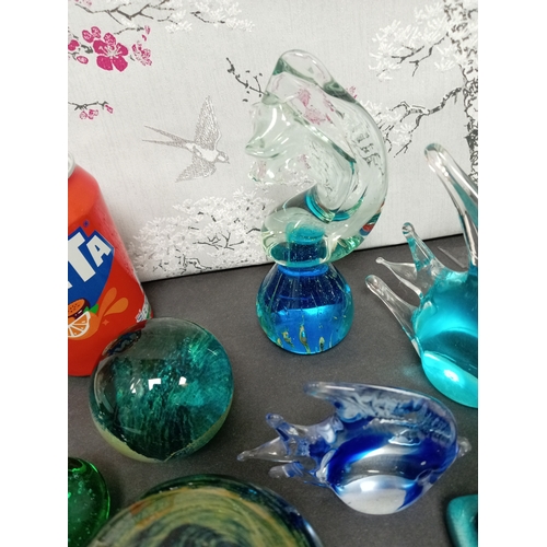 445 - Job lot of vintage Medina glass includes two paperweights, seahorse, bud vase, two glass fish and a ... 