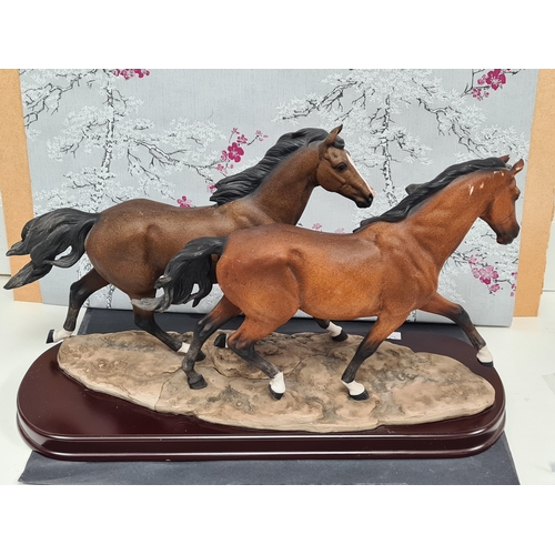 602 - 2 Horse figurines to include: Leonardo pair of wild horses H45cm x W26cm x D25cm AF & Originalities ... 