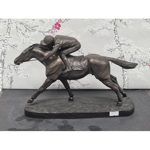 602 - 2 Horse figurines to include: Leonardo pair of wild horses H45cm x W26cm x D25cm AF & Originalities ... 