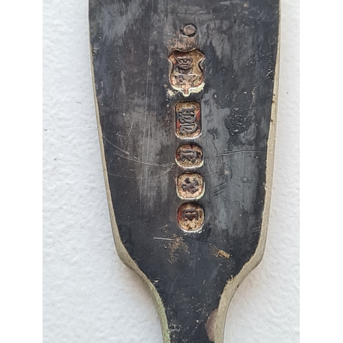 629 - Collection of 4 decorative tea/salt spoons, some silver including 2 coin spoons.